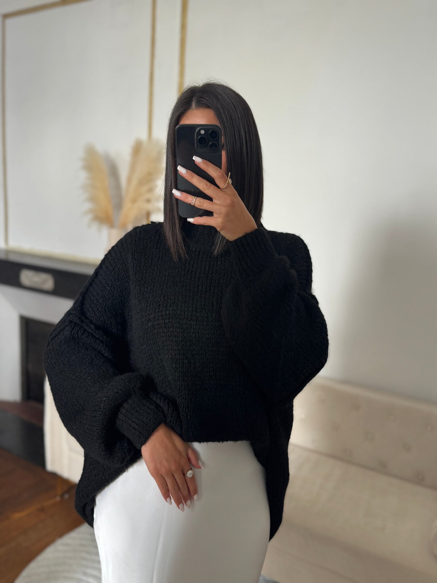 Pull noir