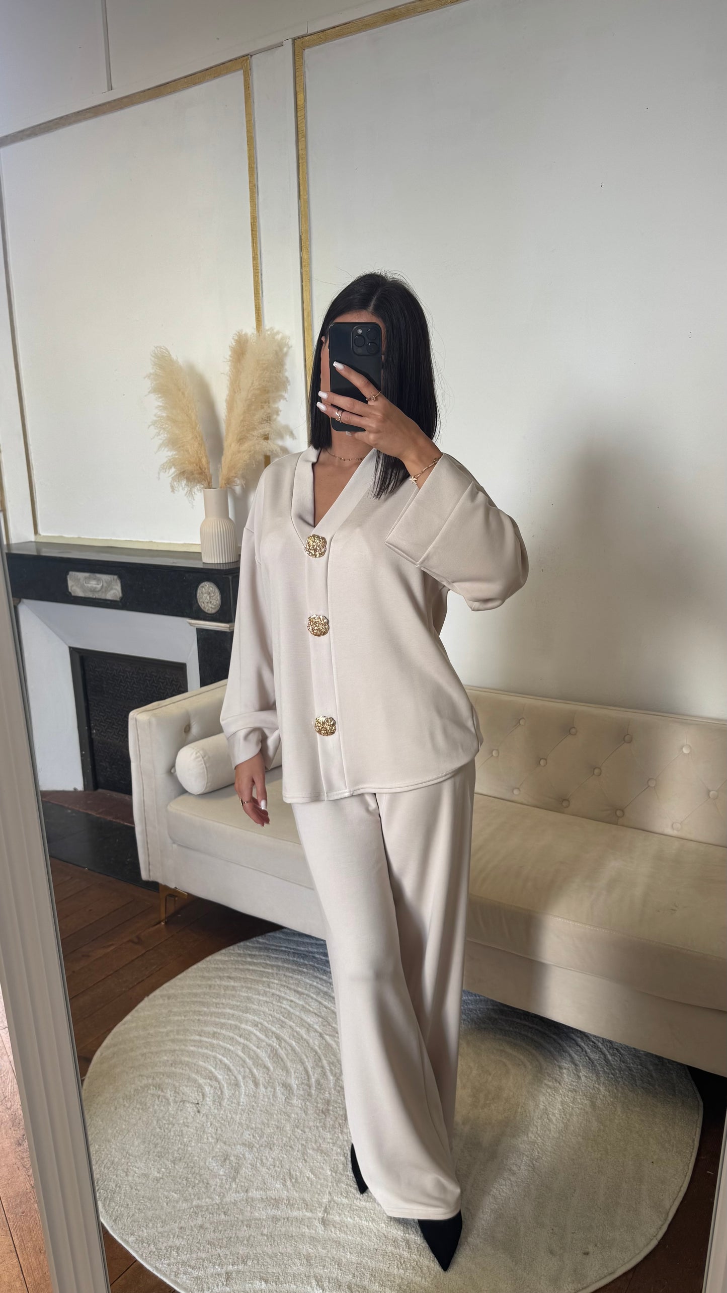 Ensemble pantalon beige broche dorée